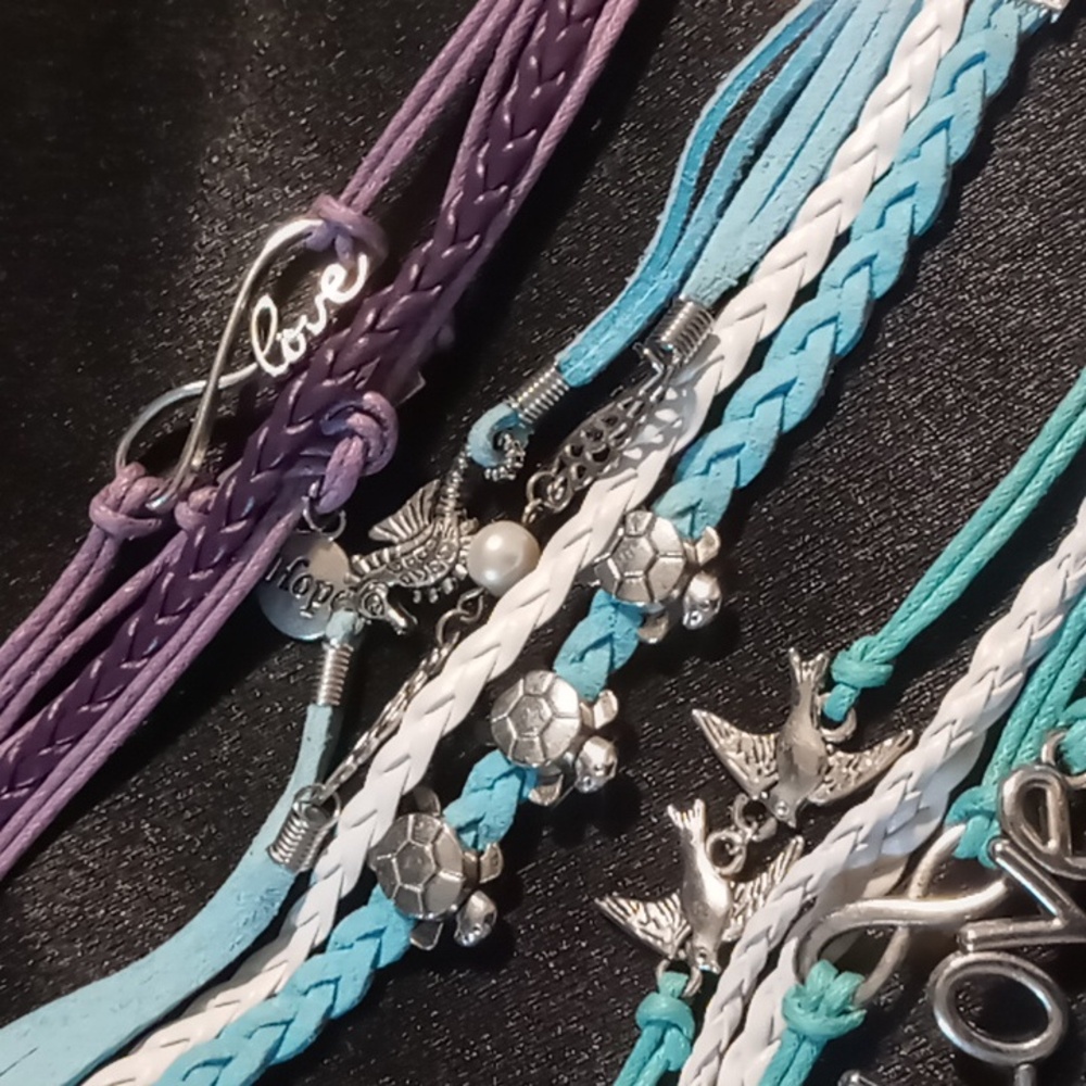 Stylish Silver and Blue & Purple ,Love, Layered Bracelet Set Sz7 All NWOT